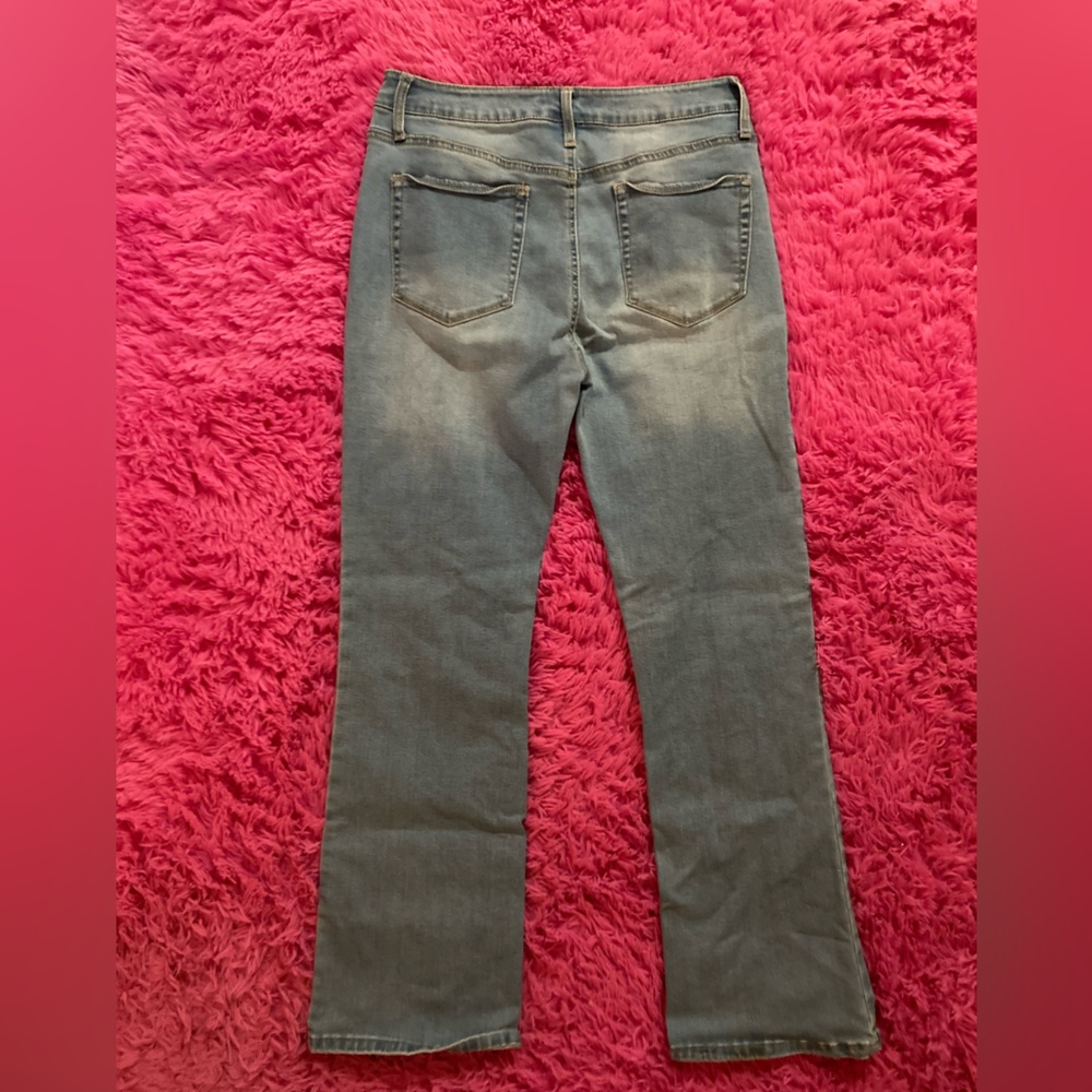 Jeans - Picture 2 of 2